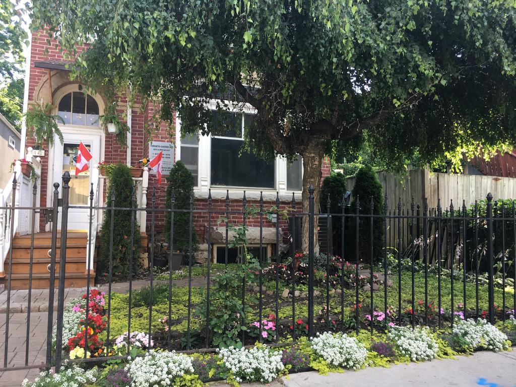 Toronto Garden Inn Exterior foto